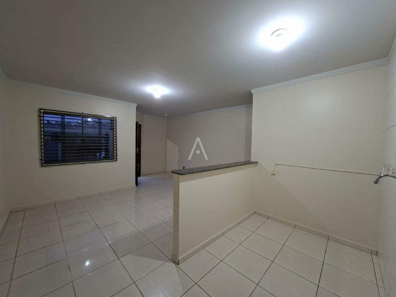 Casa Residencial para para aluguel no Bairro CANADA em CASCAVEL: 