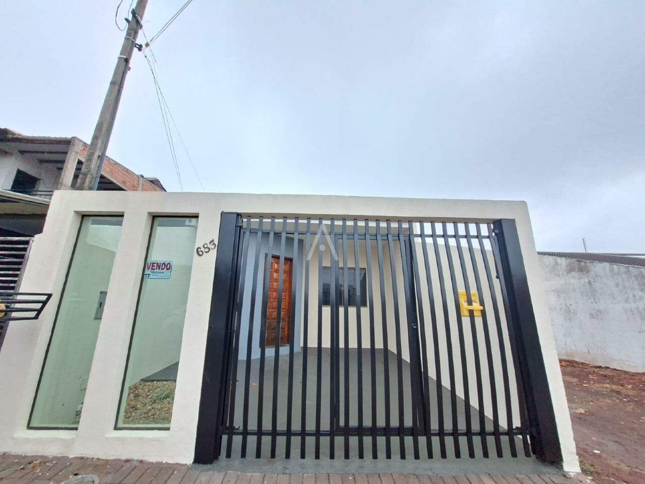 Casa Residencial para para aluguel no Bairro CANADA em CASCAVEL: 
