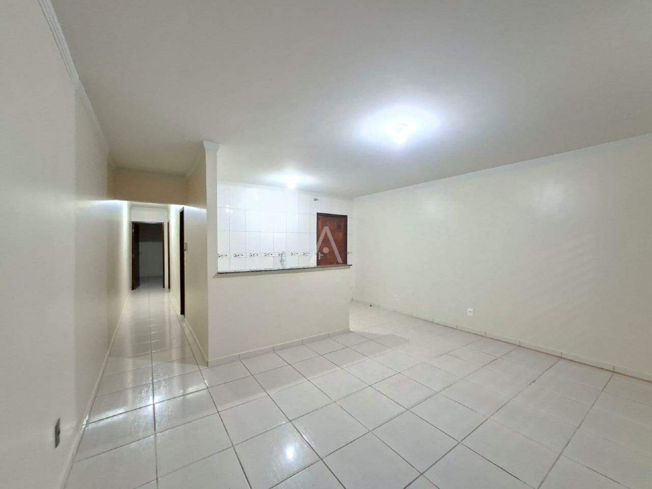 Casa Residencial para para aluguel no Bairro CANADA em CASCAVEL: 