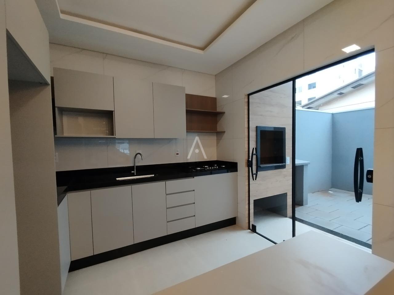 Sobrado para à venda no Bairro SAO CRISTOVAO em CASCAVEL: COZINHA