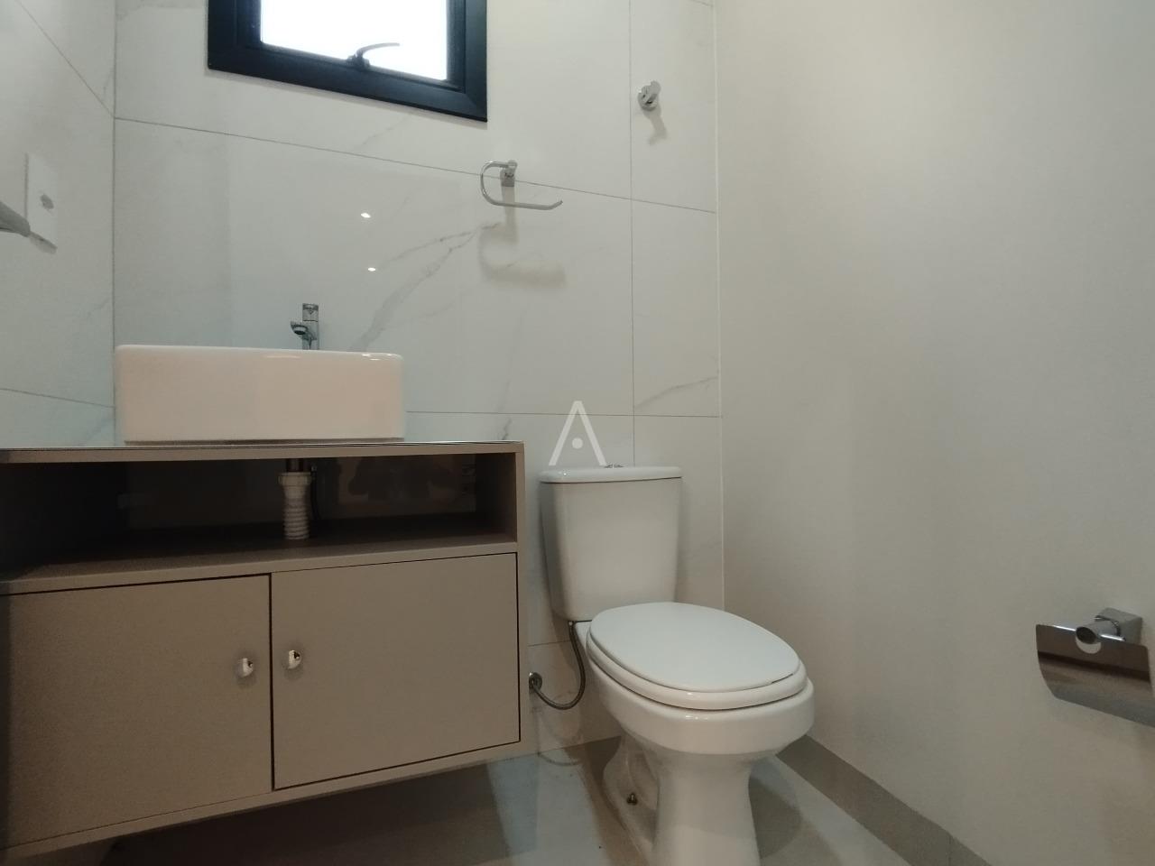 Sobrado para à venda no Bairro SAO CRISTOVAO em CASCAVEL: LAVABO