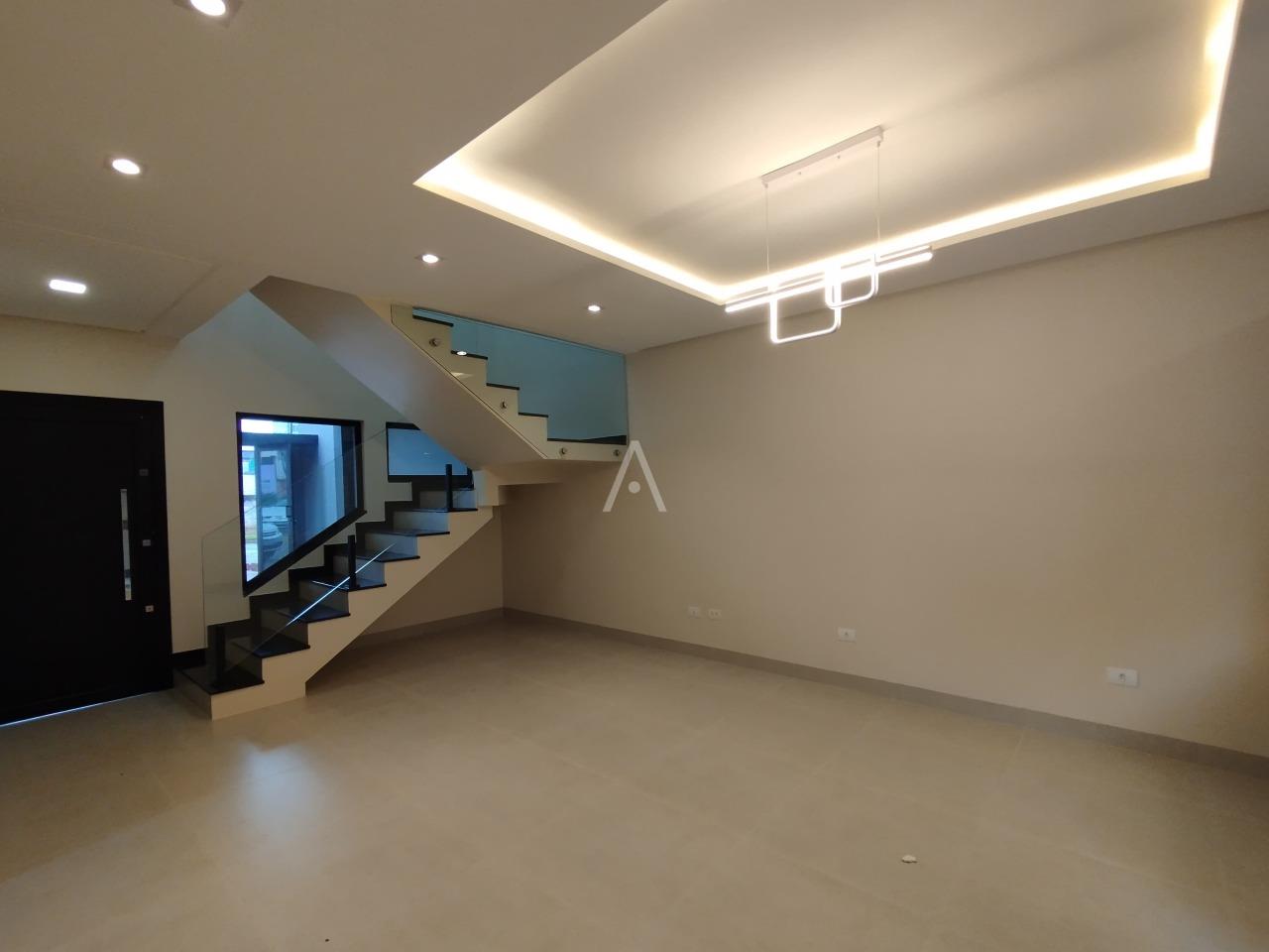 Sobrado para à venda no Bairro SAO CRISTOVAO em CASCAVEL: SALA DE ESTAR