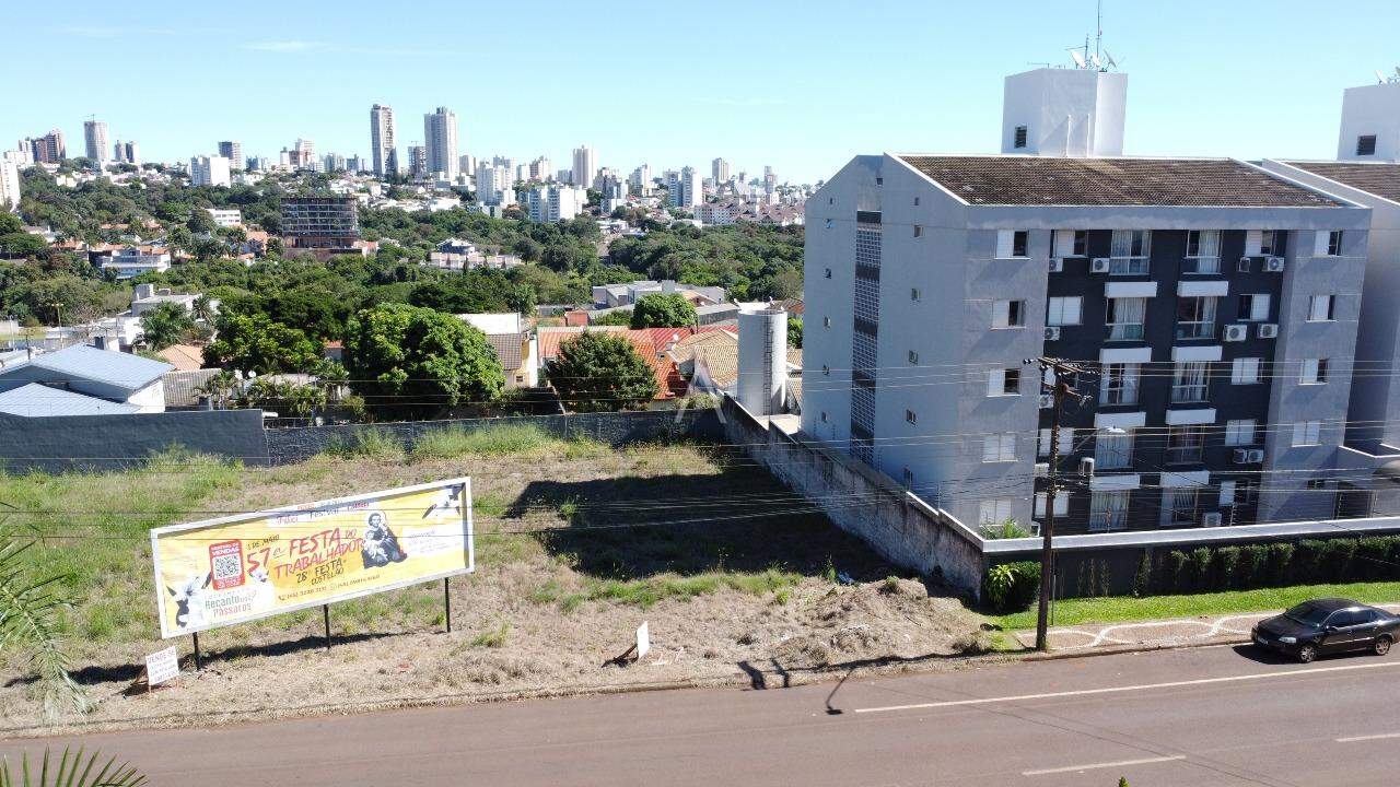 Terreno para à venda no Bairro COUNTRY em CASCAVEL: 
