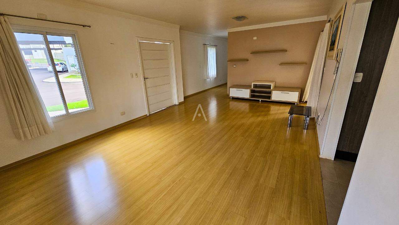 Casa Residencial para à venda no Bairro COUNTRY em CASCAVEL: 