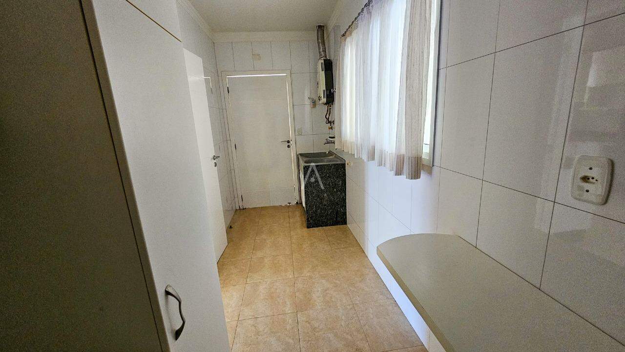 Casa Residencial para à venda no Bairro COUNTRY em CASCAVEL: 