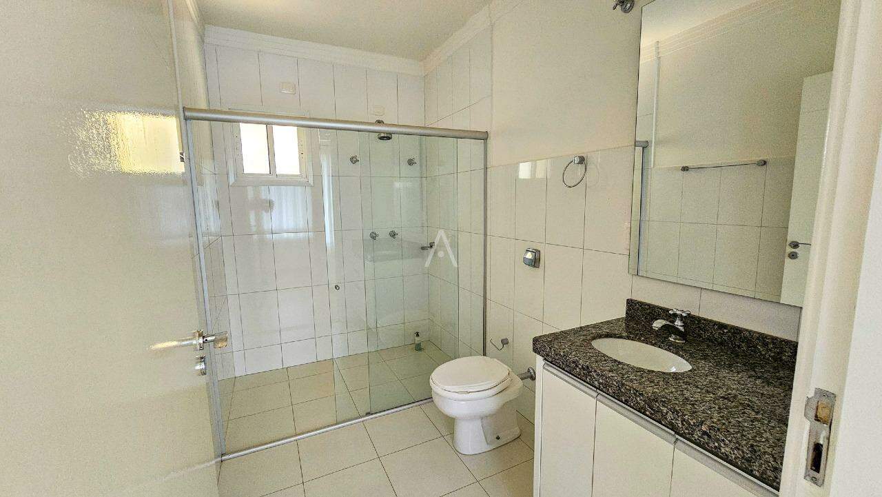Casa Residencial para à venda no Bairro COUNTRY em CASCAVEL: 