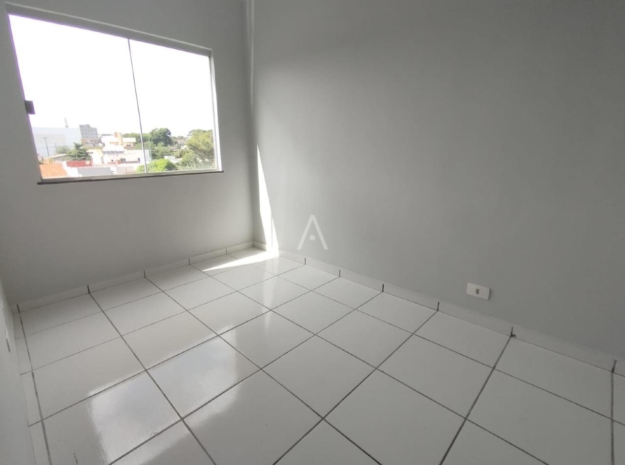 Apartamento para à venda no Bairro SANTA CRUZ em CASCAVEL: 