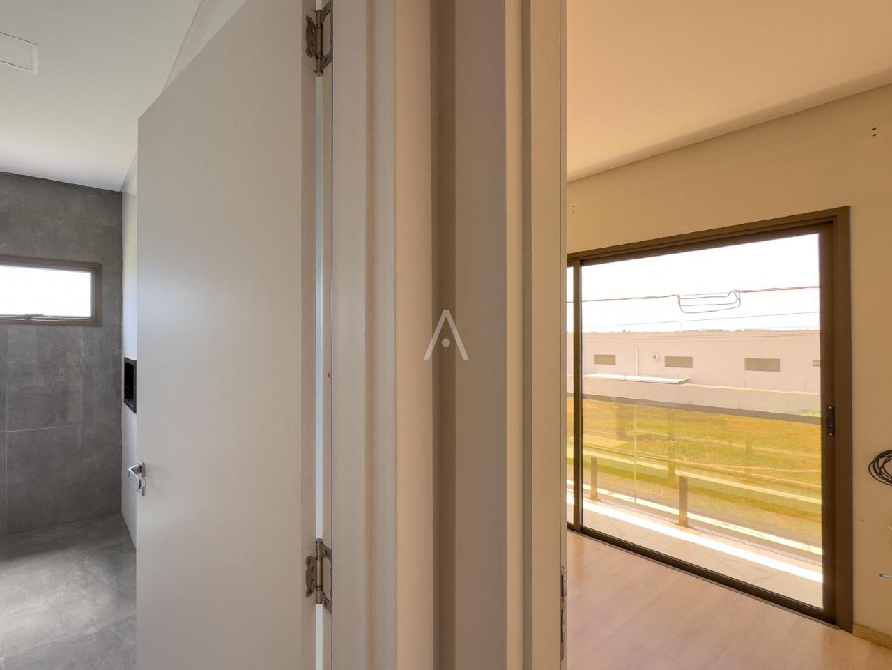 Sobrado para à venda no Bairro FAG em CASCAVEL: 