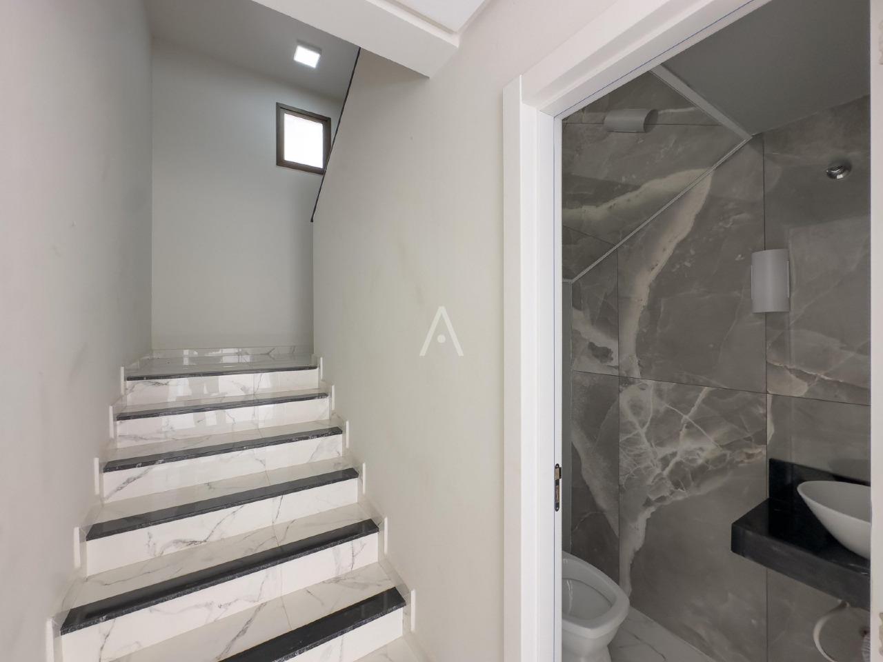 Sobrado para à venda no Bairro FAG em CASCAVEL: 