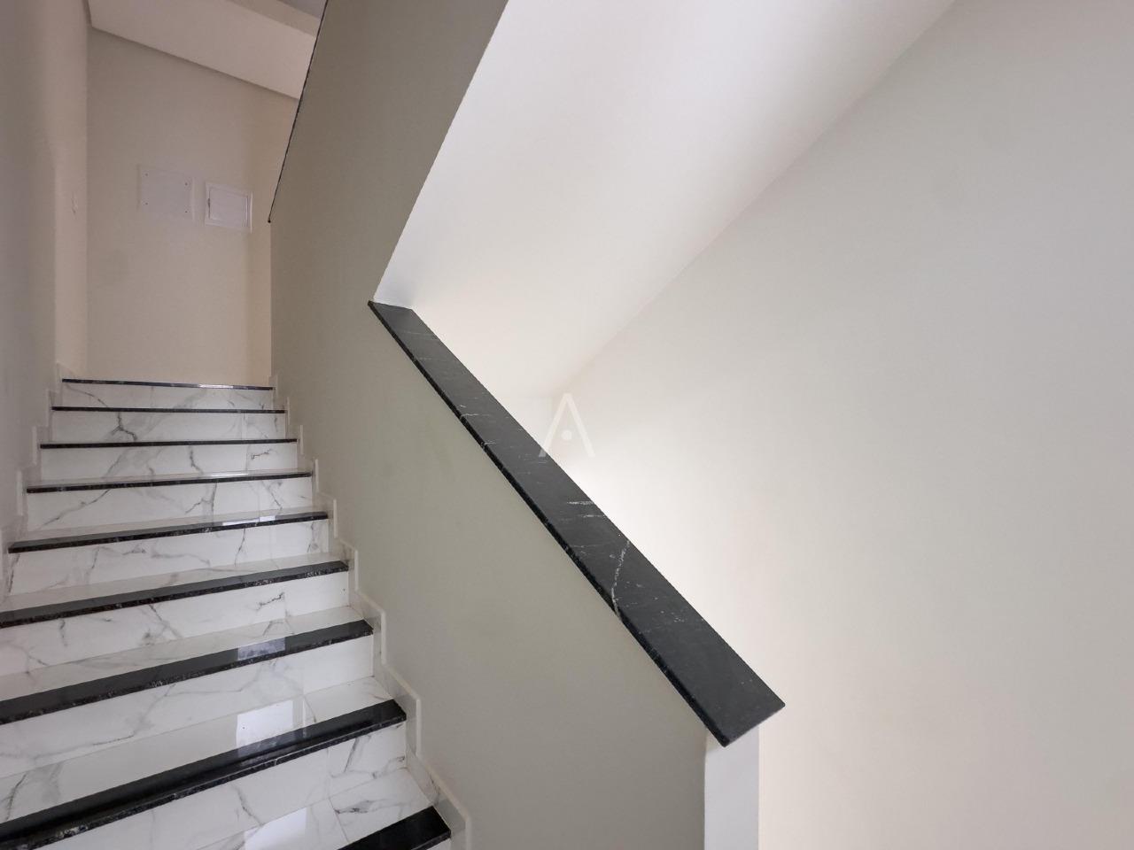 Sobrado para à venda no Bairro FAG em CASCAVEL: 