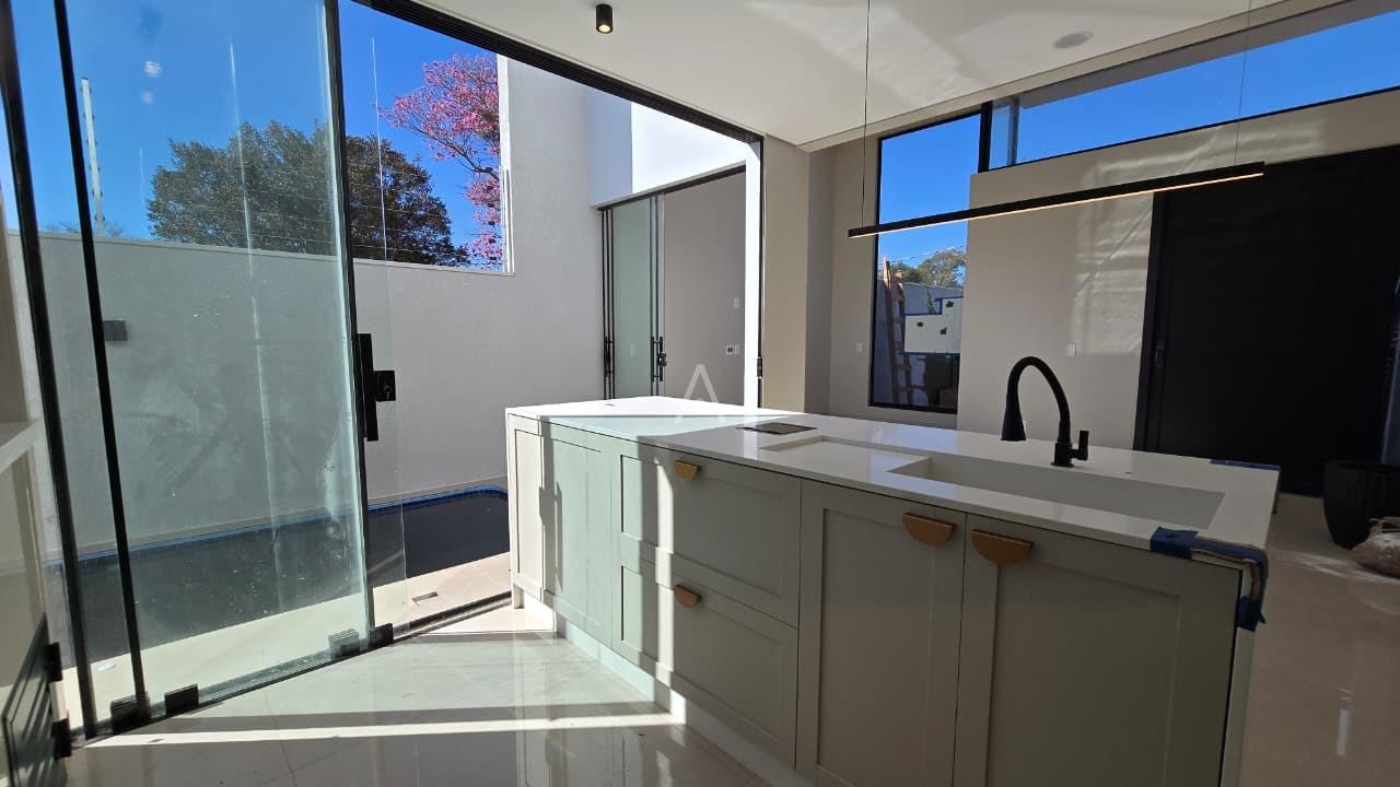 Casa Residencial para à venda no Bairro TOCANTINS em TOLEDO: 