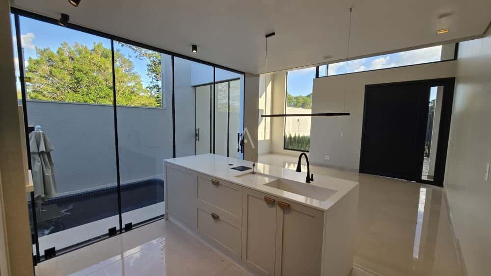 Casa Residencial para à venda no Bairro TOCANTINS em TOLEDO: 