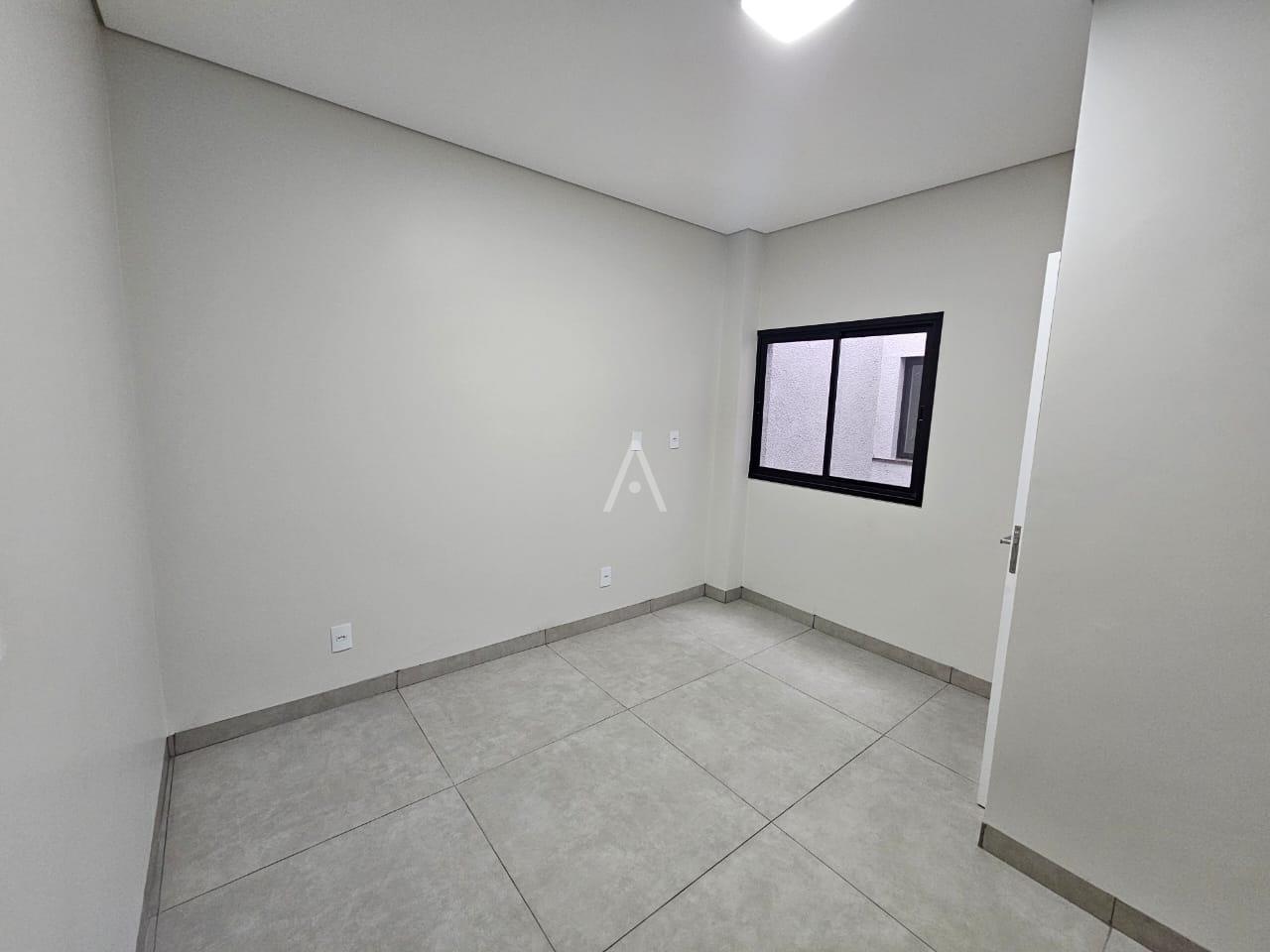 Casa Residencial para à venda no Bairro JARDIM GISELA em TOLEDO: 