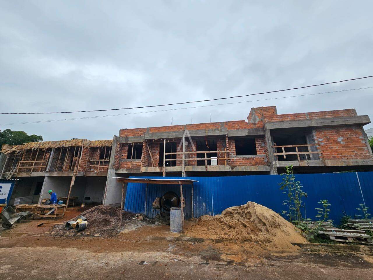 Sobrado para à venda no Bairro JARDIM PORTO ALEGRE em TOLEDO: