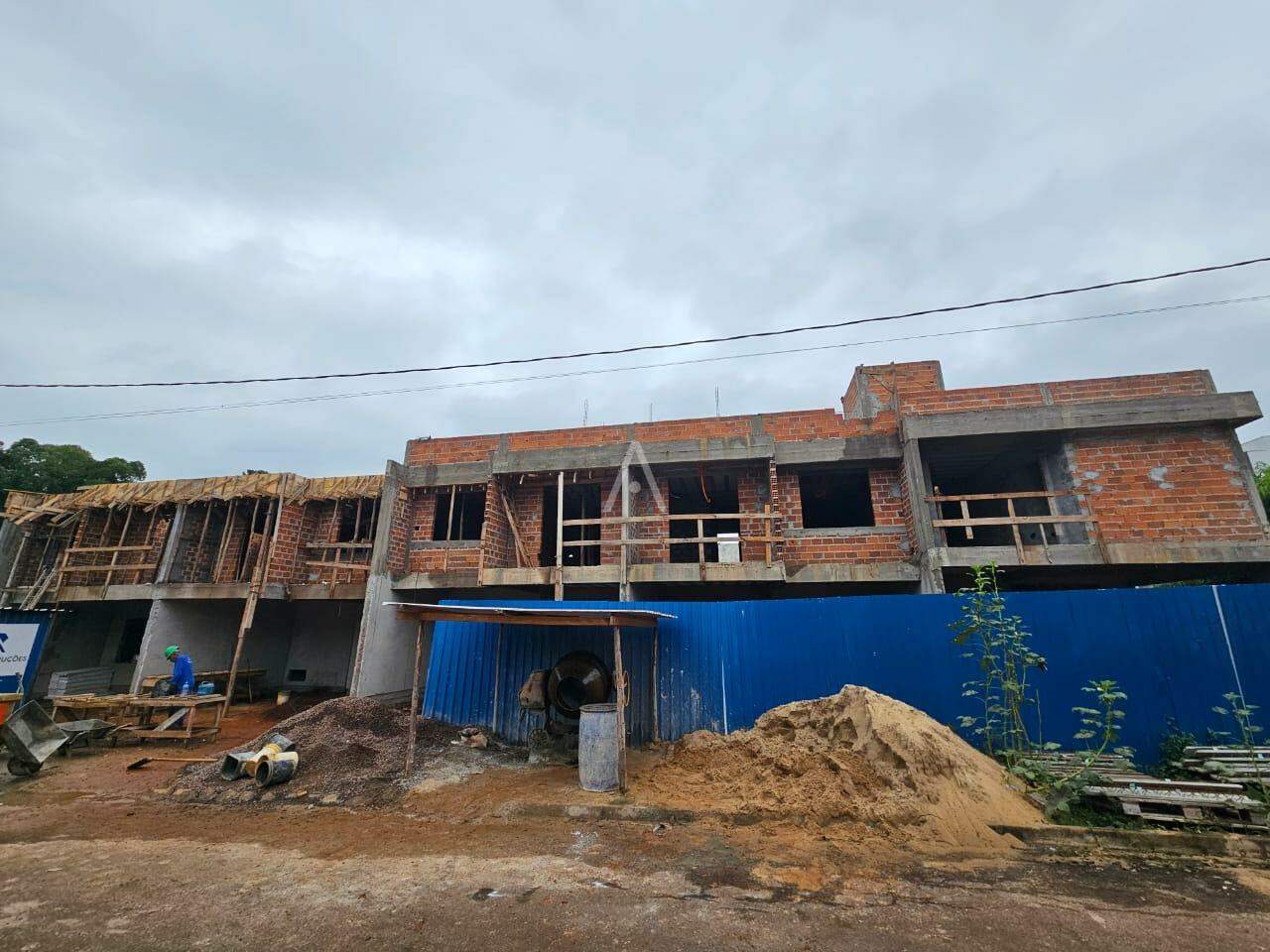 Sobrado para à venda no Bairro JARDIM PORTO ALEGRE em TOLEDO: