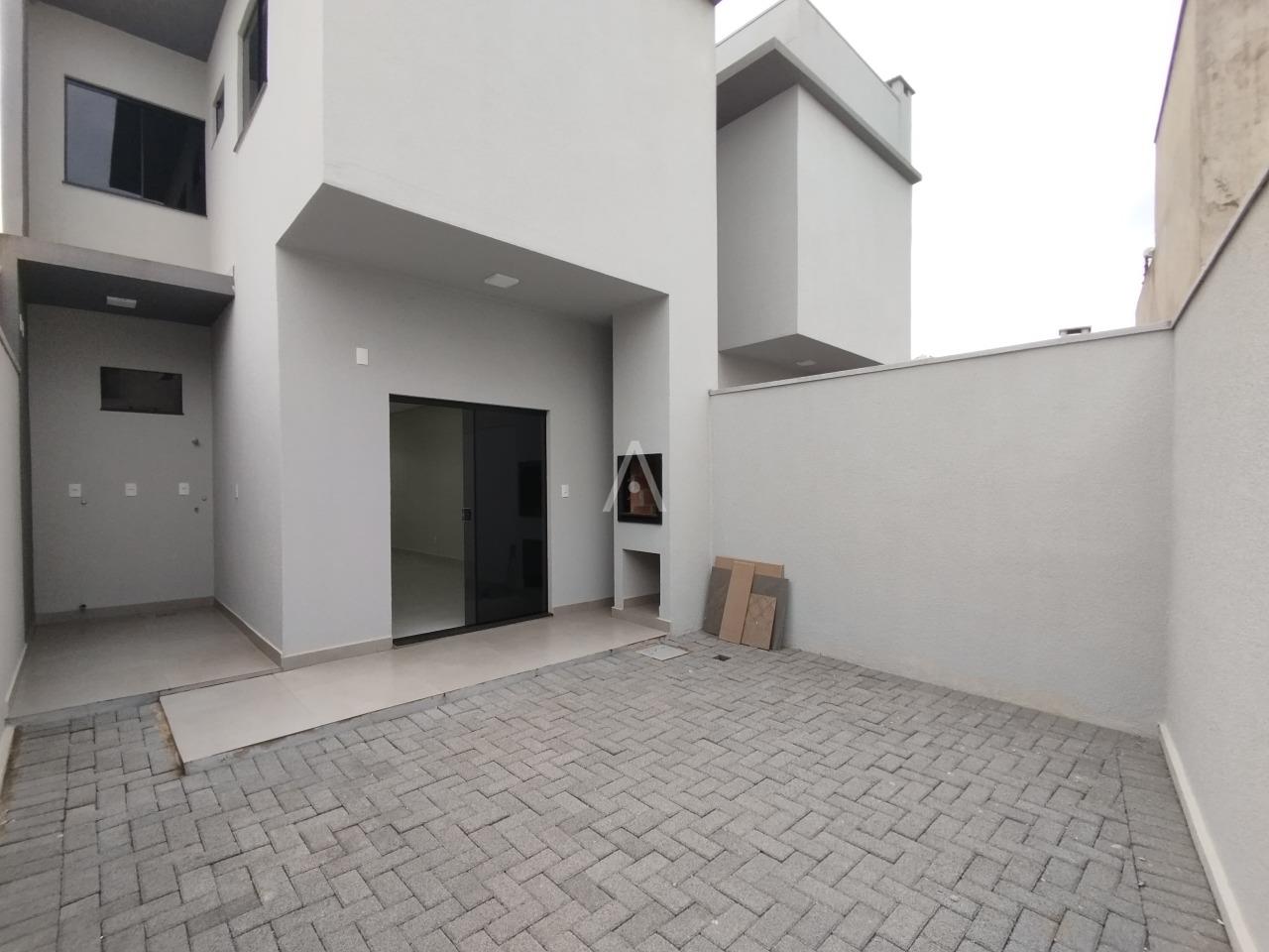 Sobrado para à venda no Bairro ESMERALDA em CASCAVEL: FUNDOS