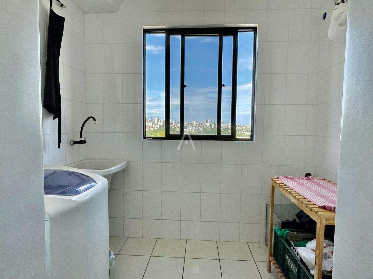 Apartamento para à venda no Bairro COUNTRY em CASCAVEL: ÁREA DE SERVIÇO