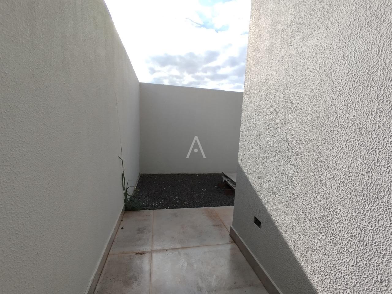 Casa Residencial para à venda no Bairro ESMERALDA em CASCAVEL: 