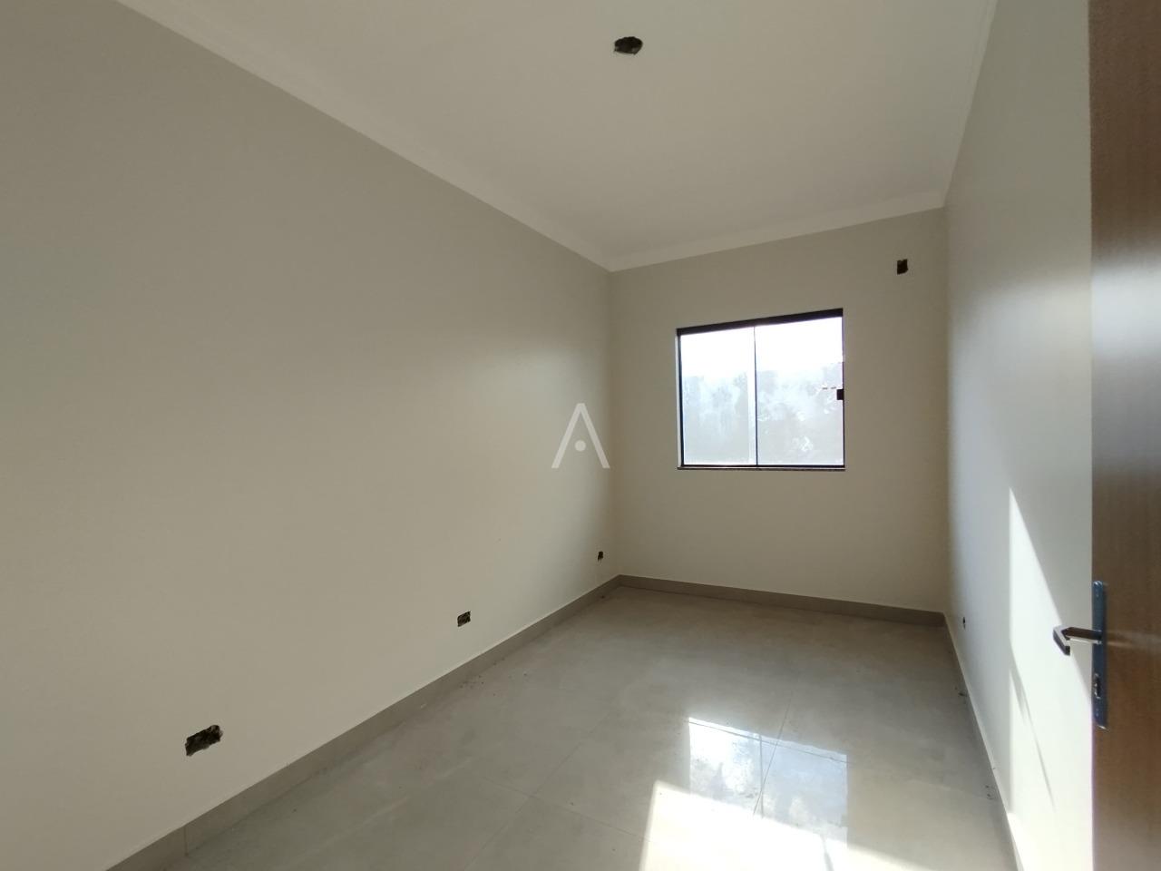 Casa Residencial para à venda no Bairro ESMERALDA em CASCAVEL: 