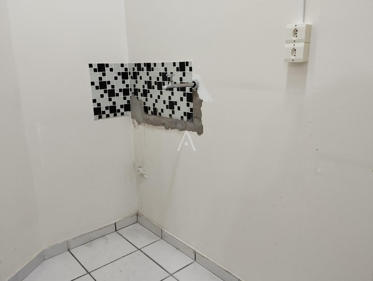 Sala Comercial para para aluguel no Bairro CENTRO em CASCAVEL: COZINHA