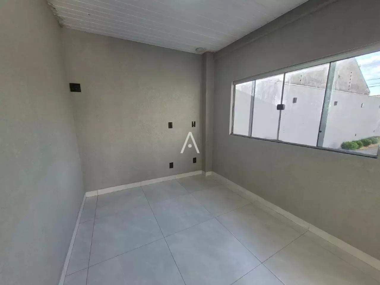 Casa Residencial para à venda no Bairro BARCELONA em CASCAVEL: 