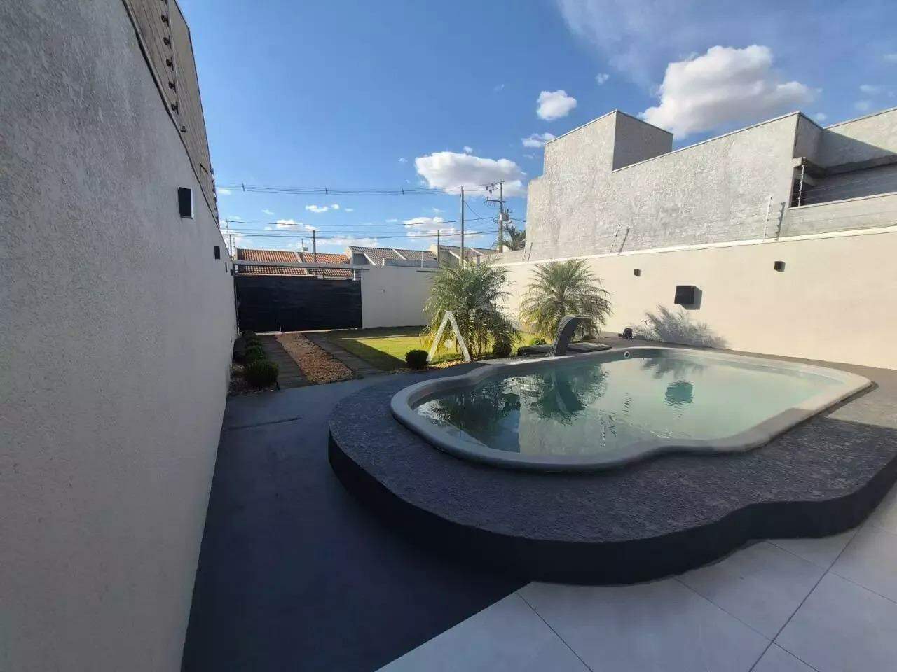 Casa Residencial para à venda no Bairro BARCELONA em CASCAVEL: 