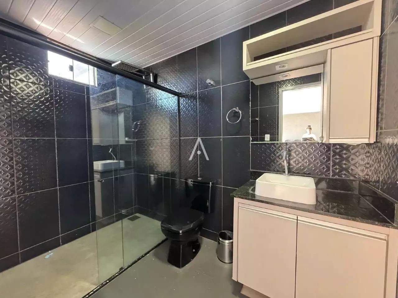 Casa Residencial para à venda no Bairro BARCELONA em CASCAVEL: 