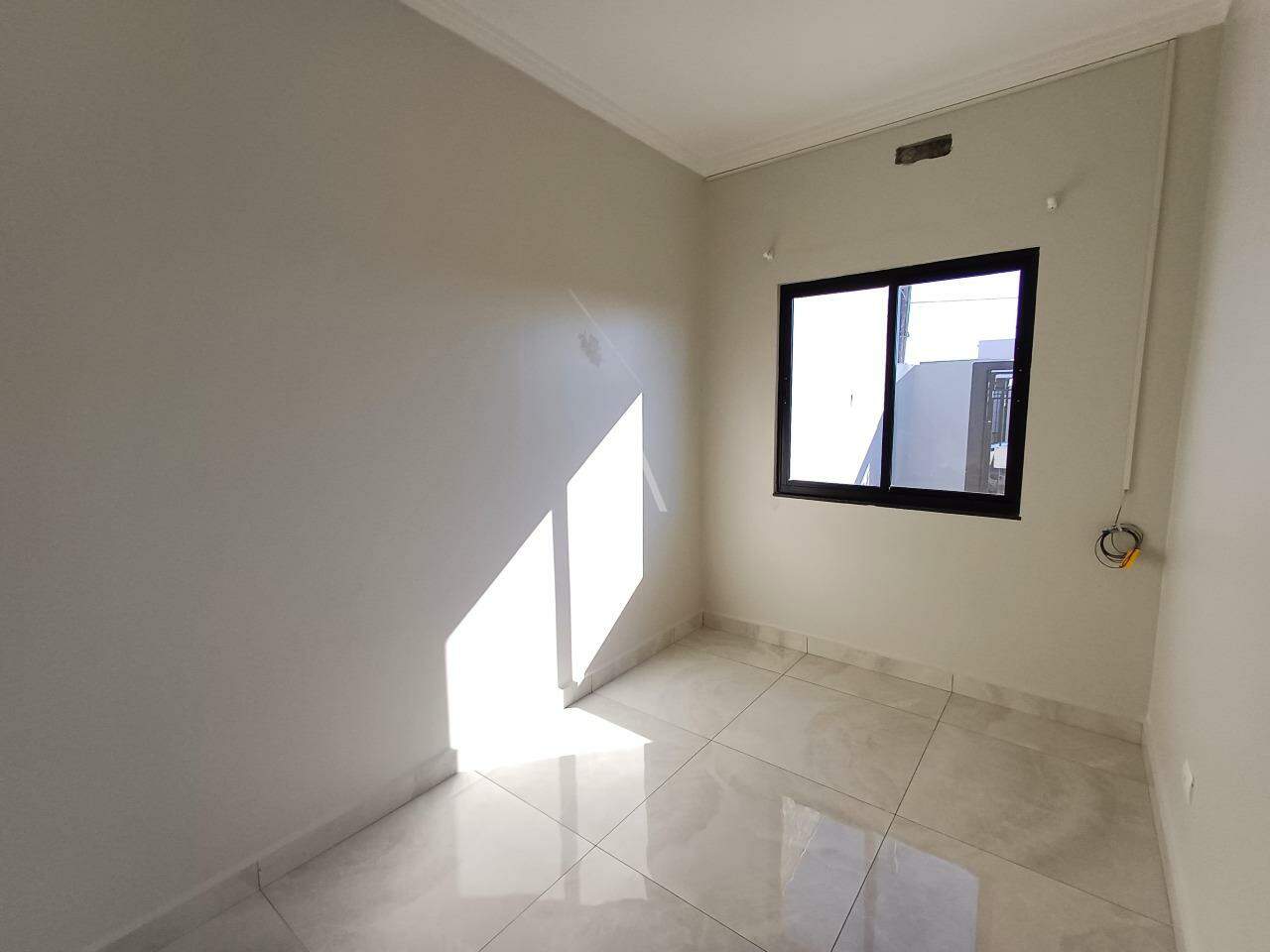 Casa Residencial para para aluguel no Bairro FLORAIS DO PARANA em CASCAVEL: 