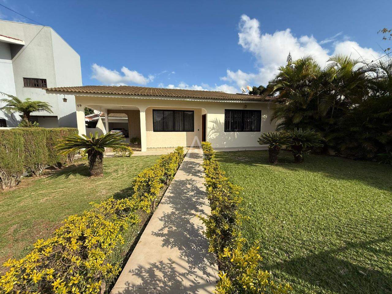 Casa Residencial para à venda no Bairro MARIA LUIZA em CASCAVEL: 