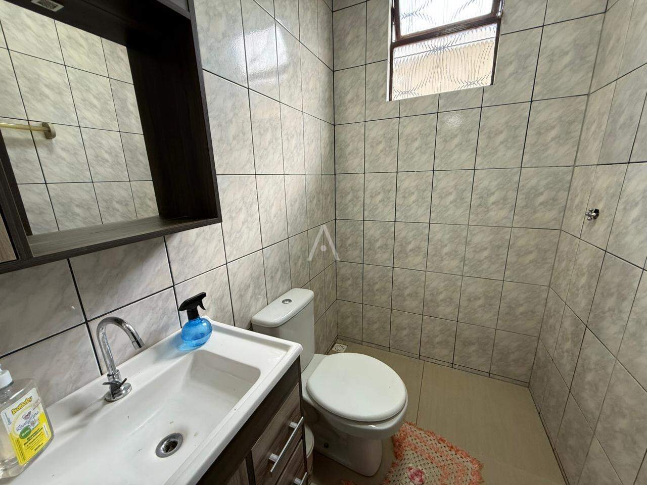 Casa Residencial para à venda no Bairro MARIA LUIZA em CASCAVEL: 