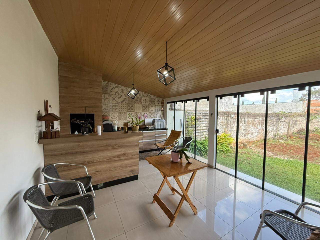 Casa Residencial para à venda no Bairro MARIA LUIZA em CASCAVEL: 