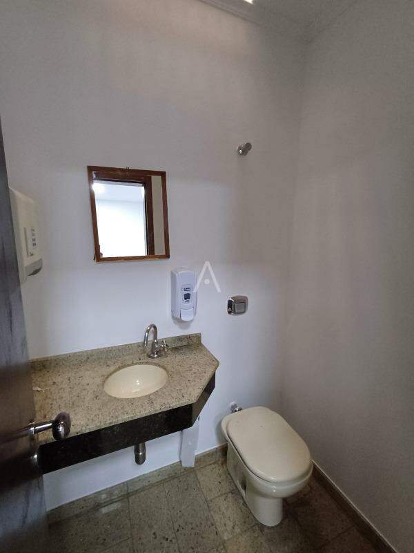 Sala Comercial para à venda no Bairro CENTRO em CASCAVEL: 