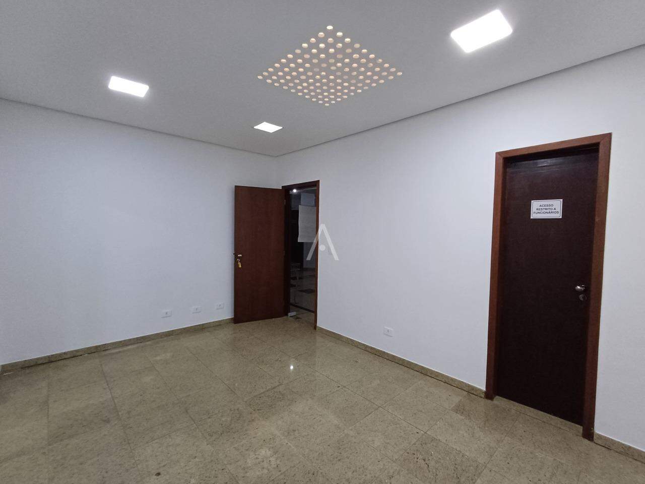 Sala Comercial para à venda no Bairro CENTRO em CASCAVEL: 