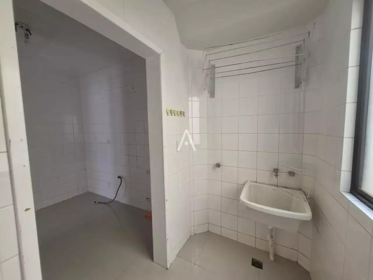 Apartamento para à venda no Bairro CANCELLI em CASCAVEL: 