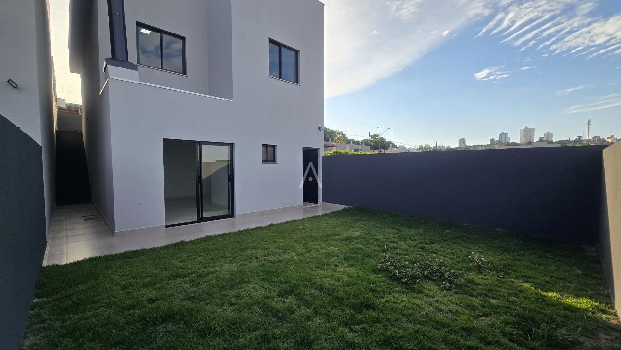 Sobrado para à venda no Bairro JARDIM PARIZZOTTO em TOLEDO: 