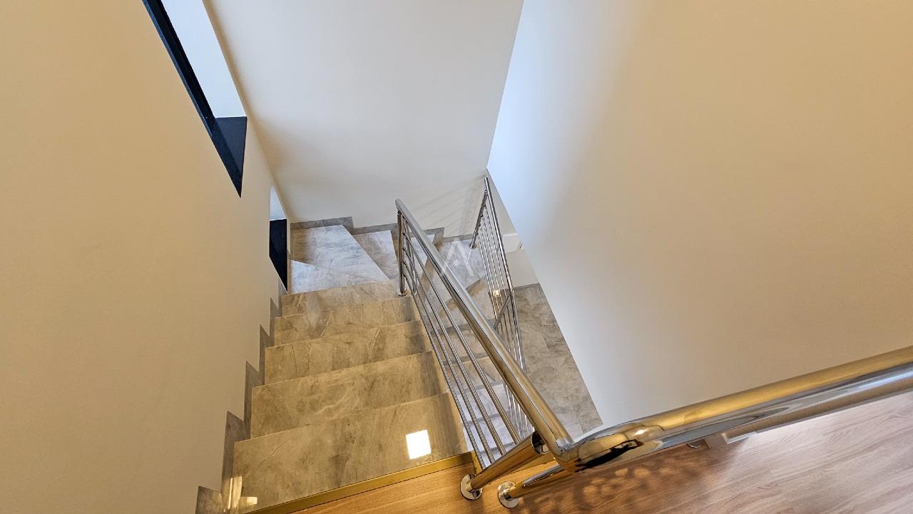 Sobrado para à venda no Bairro VILA INDUSTRIAL em TOLEDO: 