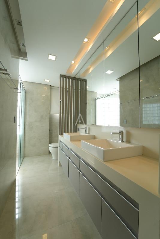 Apartamento para à venda no Bairro CENTRO em CASCAVEL: 