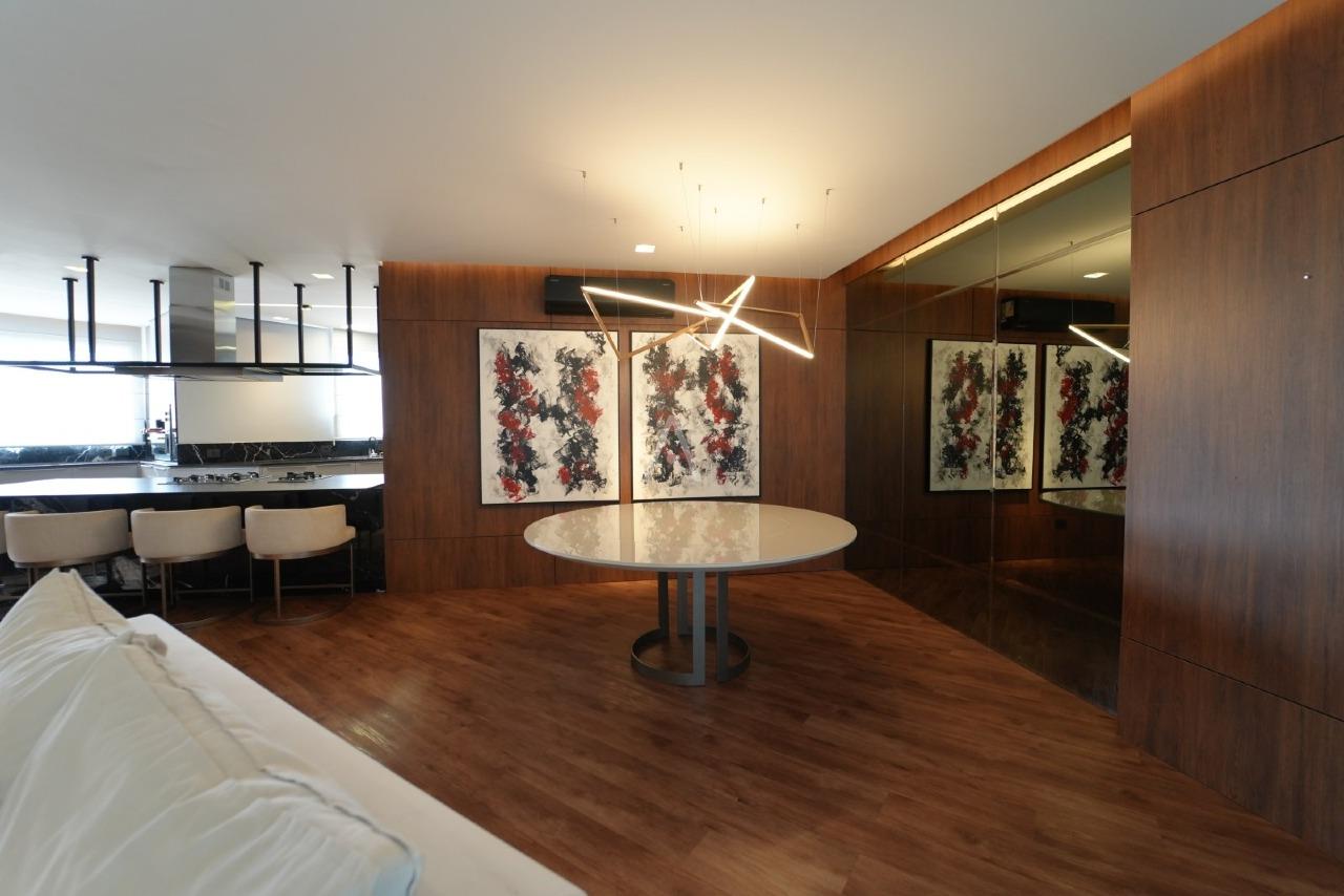 Apartamento para à venda no Bairro CENTRO em CASCAVEL: 