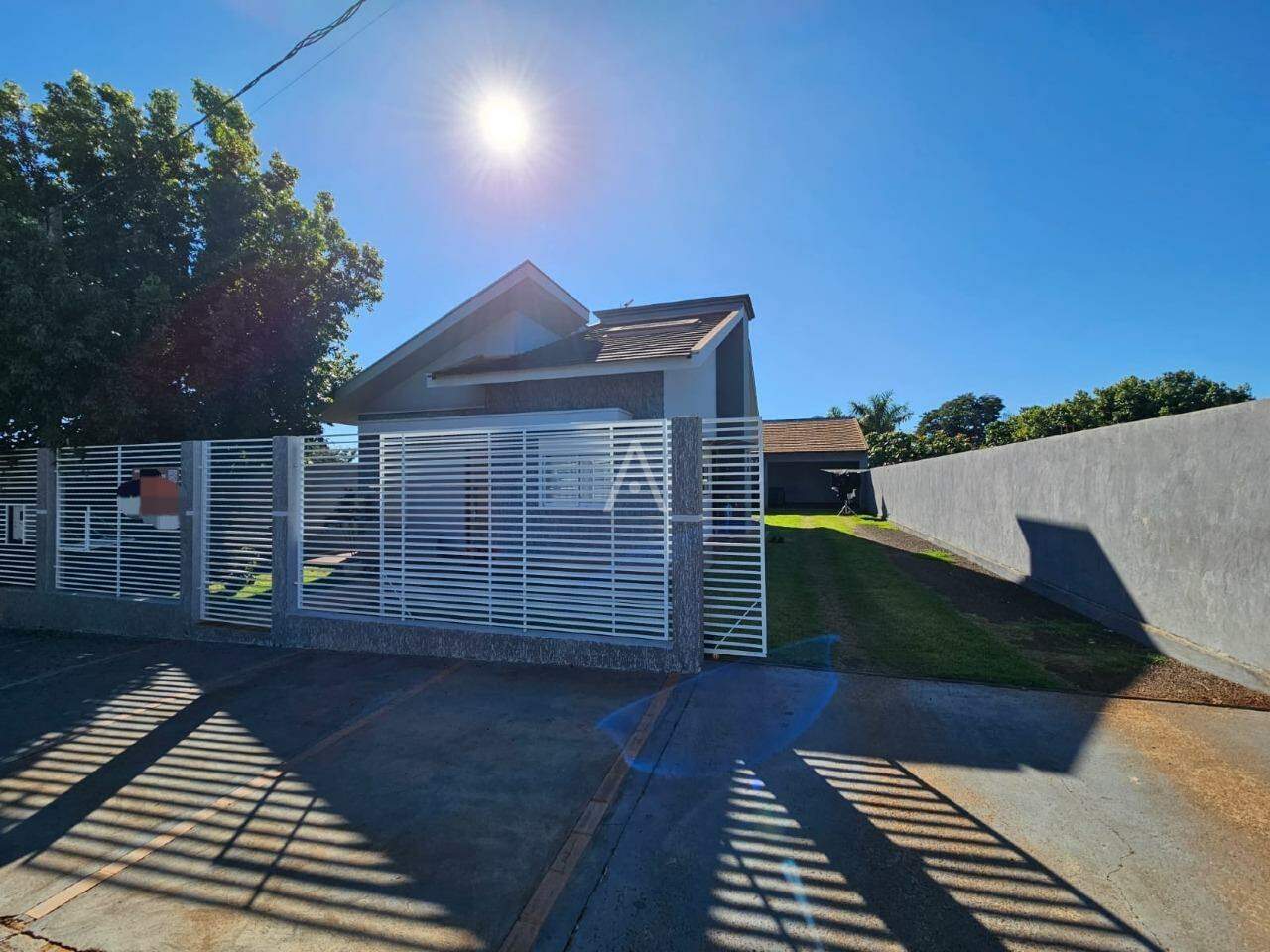 Casa Residencial para à venda no Bairro São Luis do Oeste em TOLEDO: 