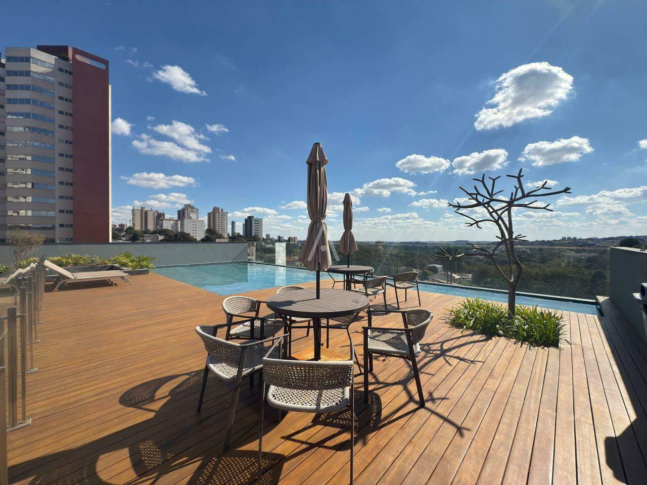 Apartamento para à venda no Bairro CENTRO em CASCAVEL: