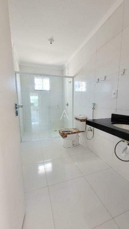 Apartamento para à venda no Bairro REGIAO DO LAGO em CASCAVEL: