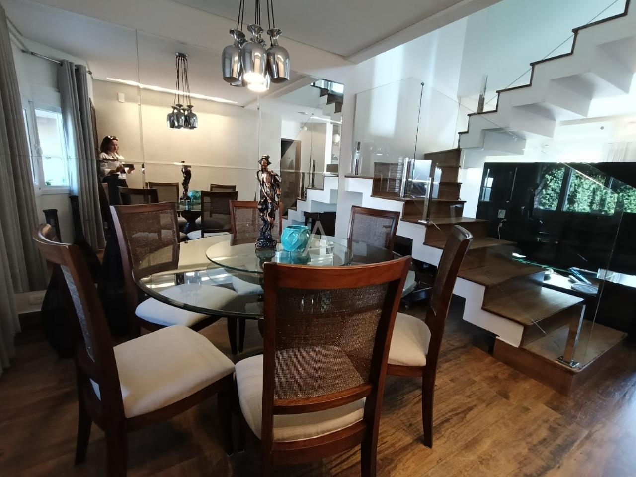 Sobrado para à venda no Bairro COUNTRY em CASCAVEL: 