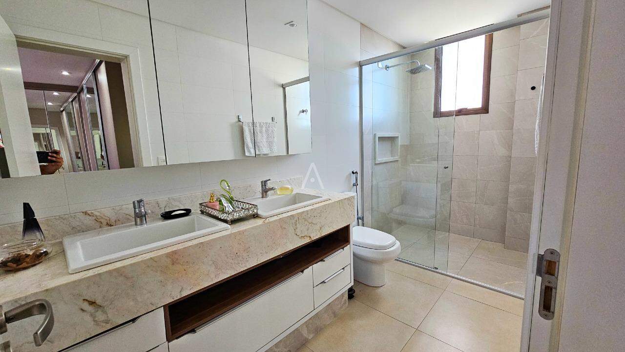 Apartamento para à venda no Bairro CENTRO em CASCAVEL: