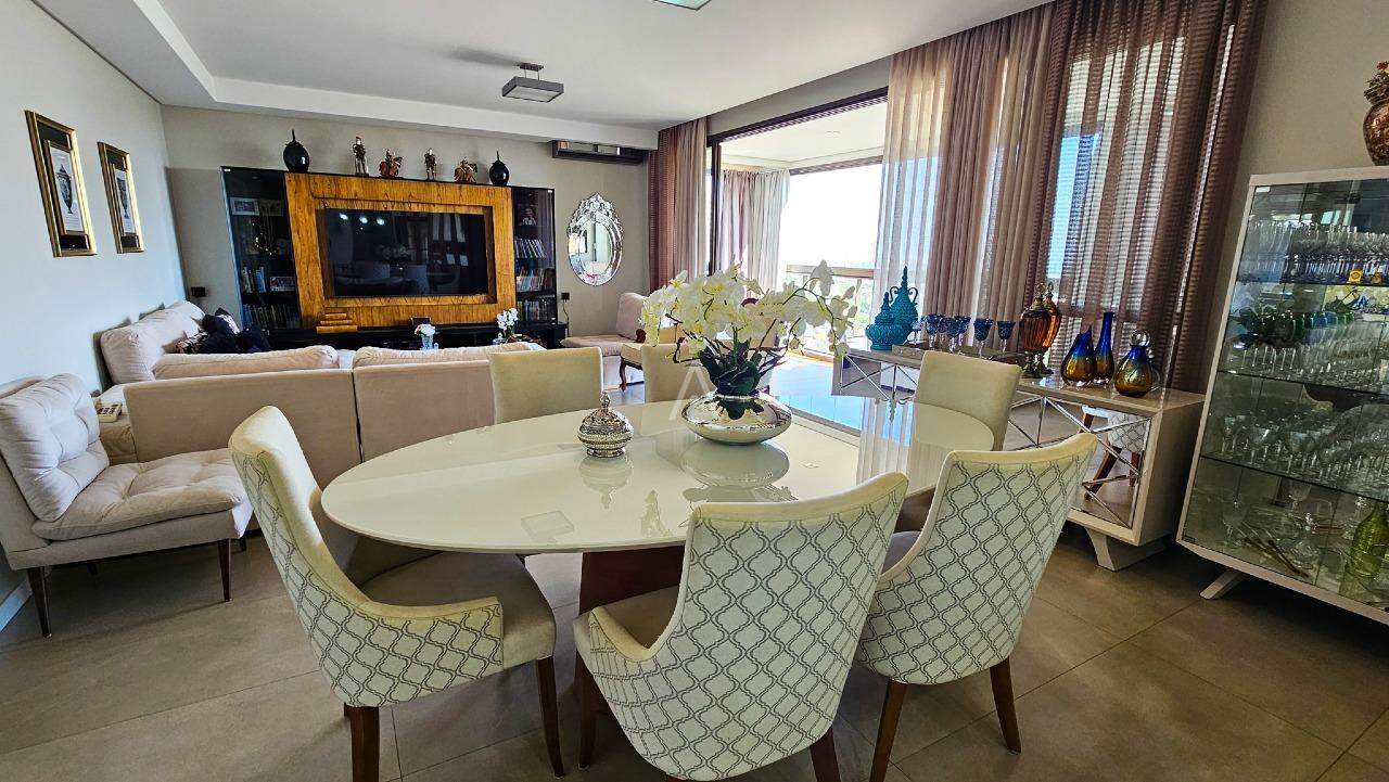 Apartamento para à venda no Bairro CENTRO em CASCAVEL: