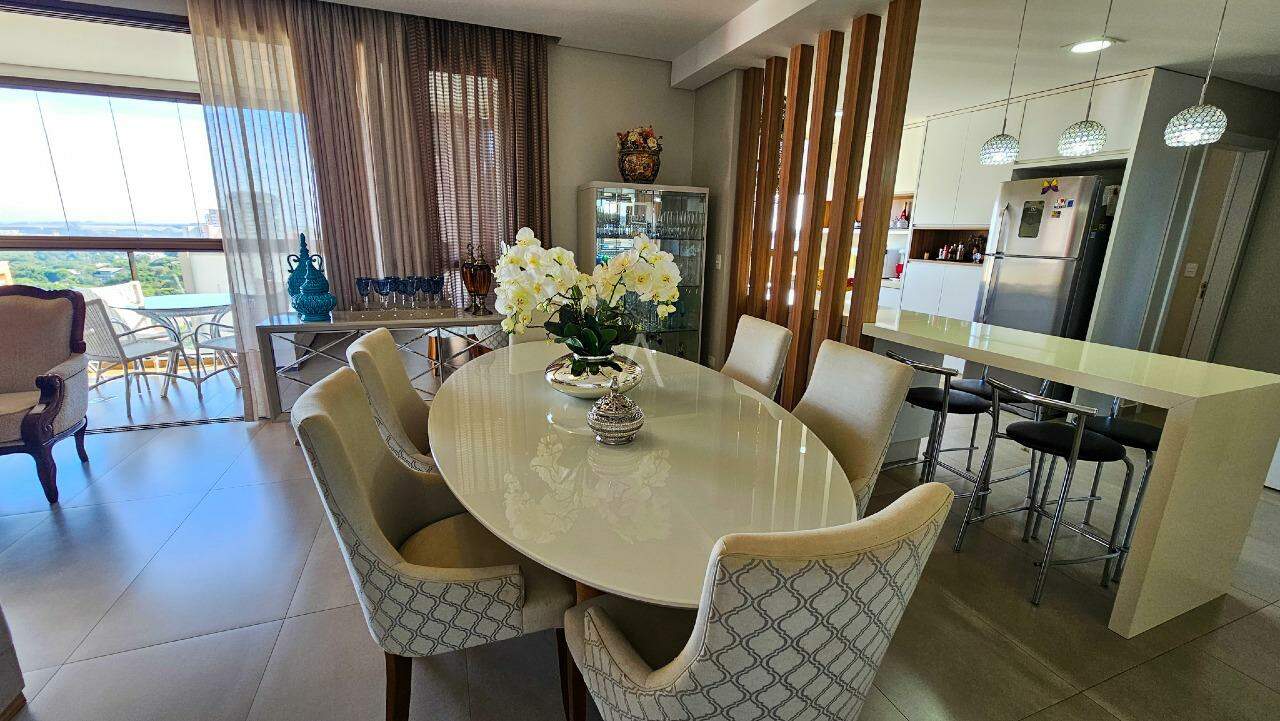 Apartamento para à venda no Bairro CENTRO em CASCAVEL: