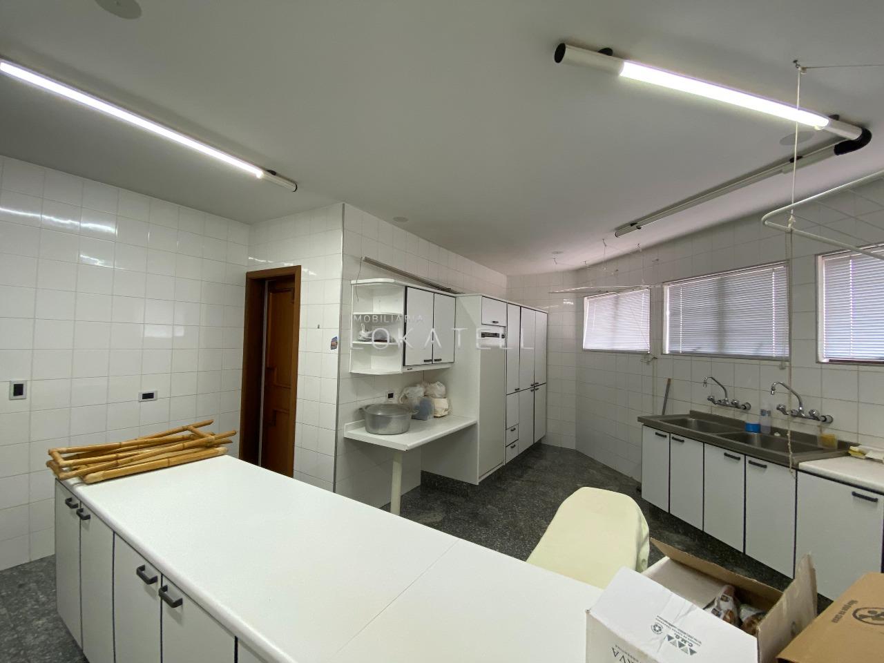 Apartamento para para aluguel no Bairro CENTRO em CASCAVEL: 