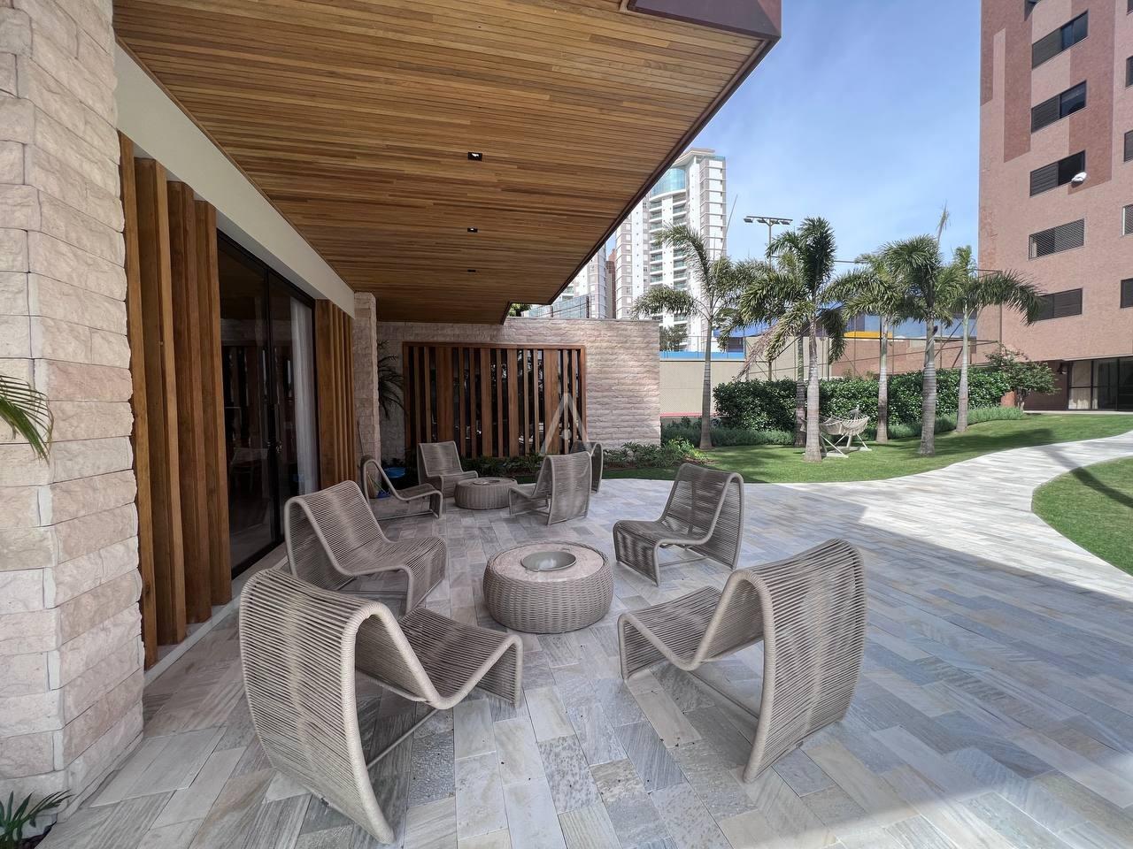 Apartamento para para aluguel no Bairro CENTRO em CASCAVEL: 