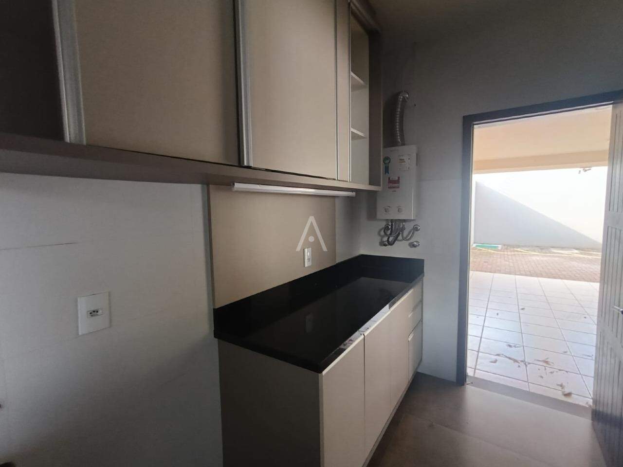 Sobrado para para aluguel no Bairro COUNTRY em CASCAVEL: 