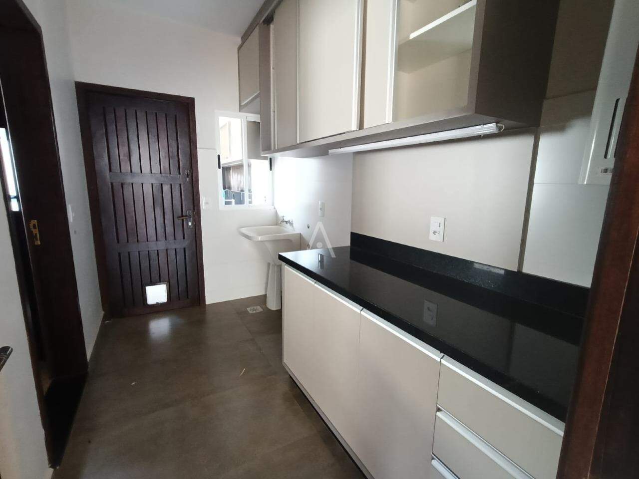 Sobrado para para aluguel no Bairro COUNTRY em CASCAVEL: 