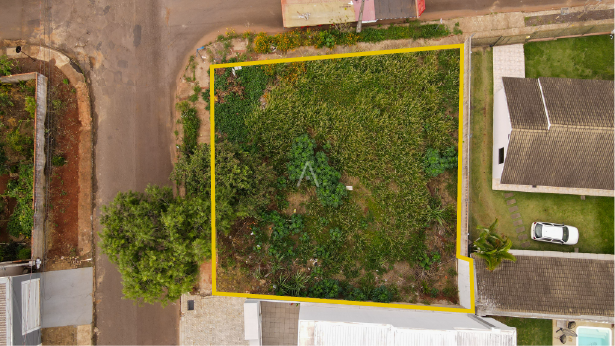 Terreno para à venda no Bairro UNIVERSITARIO em CASCAVEL: